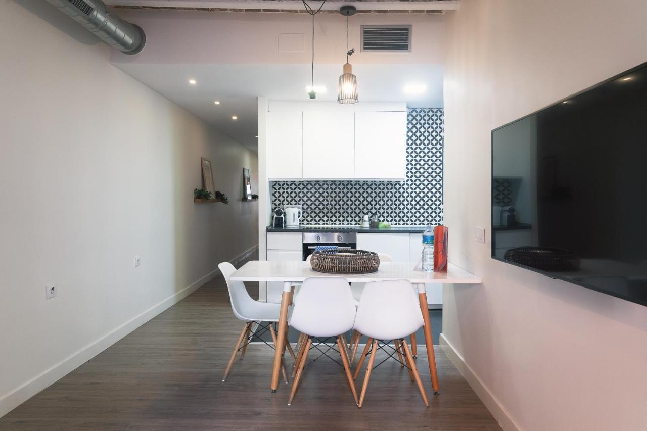 Modern Catalan Apartments By Olala Homes ロスピタレート・デ・リョブレガート エクステリア 写真