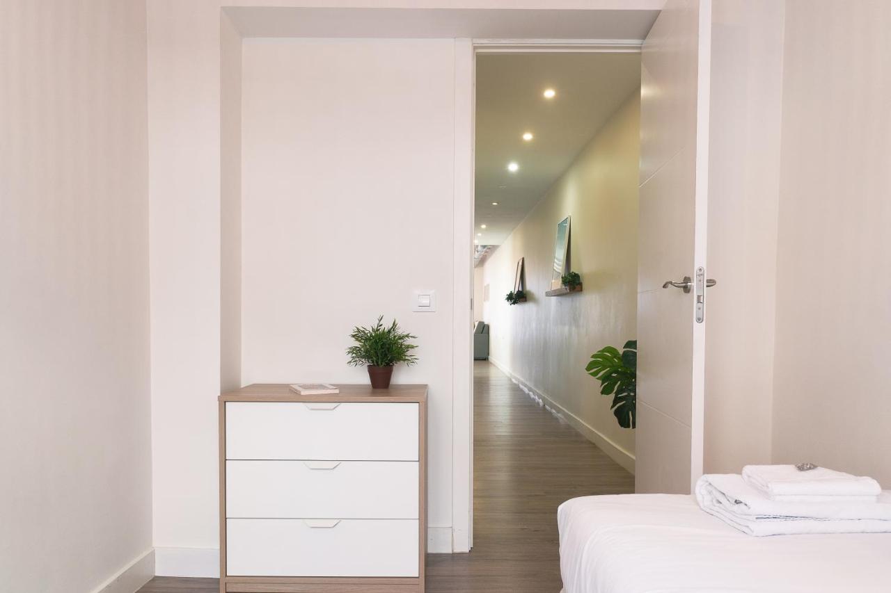 Modern Catalan Apartments By Olala Homes ロスピタレート・デ・リョブレガート エクステリア 写真